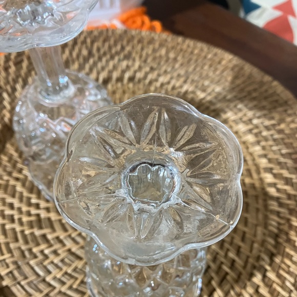 Two Pressed Clear Glass HOMCO Tulip Shaped Pedestal 5 1/2 Candle Holders USA - Picture 7 of 8